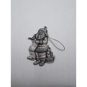 Vintage Avon Fine Collectibles Pewter Santa Claus Christmas Ornament 1996 Xmas